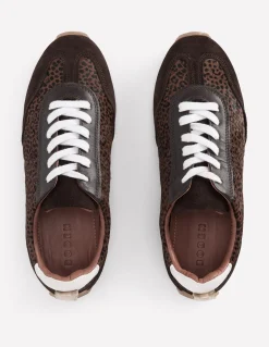 Boden Baskets|Chaussures Plates-Baskets Delphine à semelles fines Cœurs folk rouge rockabilly