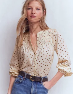 Boden Tops & T-Shirts-Chemise Mya smockée en jersey Gingembre, pois peints