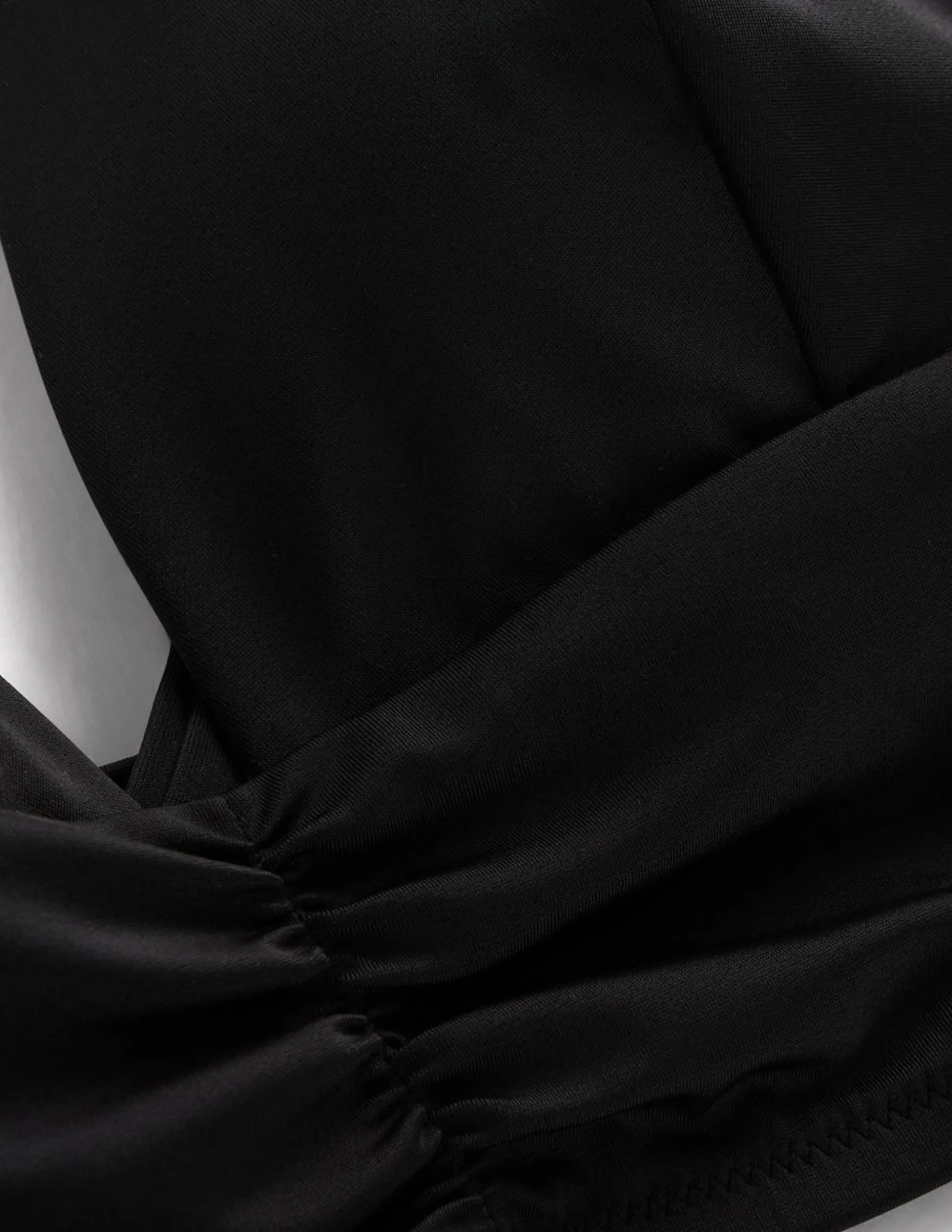 Boden Bikinis|Maillots De Bain-Haut de bikini Mykonos à encolure V échancrée Noir