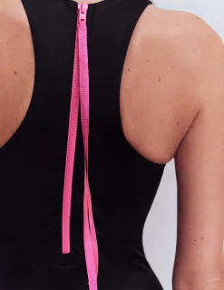 Boden Maillots De Bain-Maillot de bain sportif avec passepoil Noir