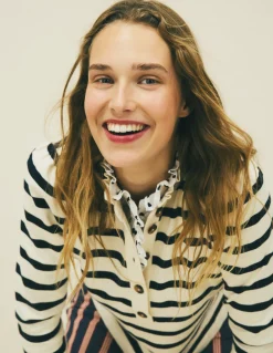 Boden Tops & T-Shirts-Marinière à col volanté Ivoire et Bleu Marine Rayé