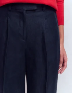 Boden Tenues De Travail|Pantalons-Pantacourt Chiswick à revers Bleu marine