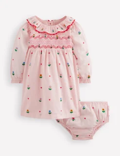 Boden Robes-Robe brodée à smocks Fleurs et cœurs rose multi