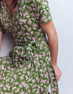 Boden Robes Coupe Petite|Robes & Combinaisons-Robe Daisy virevoltante en jersey Vert promenade, motif Dainty Blooms