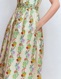 Boden Robes & Combinaisons|Midi-Robe de cérémonie à col carré Ivoire, motif Blossom Trail