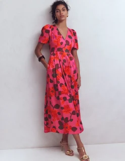 Boden Robes & Combinaisons|Longues-Robe plissée en soie à col V Motif floral rose