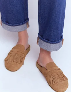 Boden Chaussures Plates-Sabots Etta façon mules avec franges Fauve