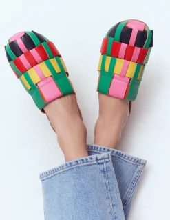 Boden Chaussures Plates-Sabots Loretta à brides ples Multi