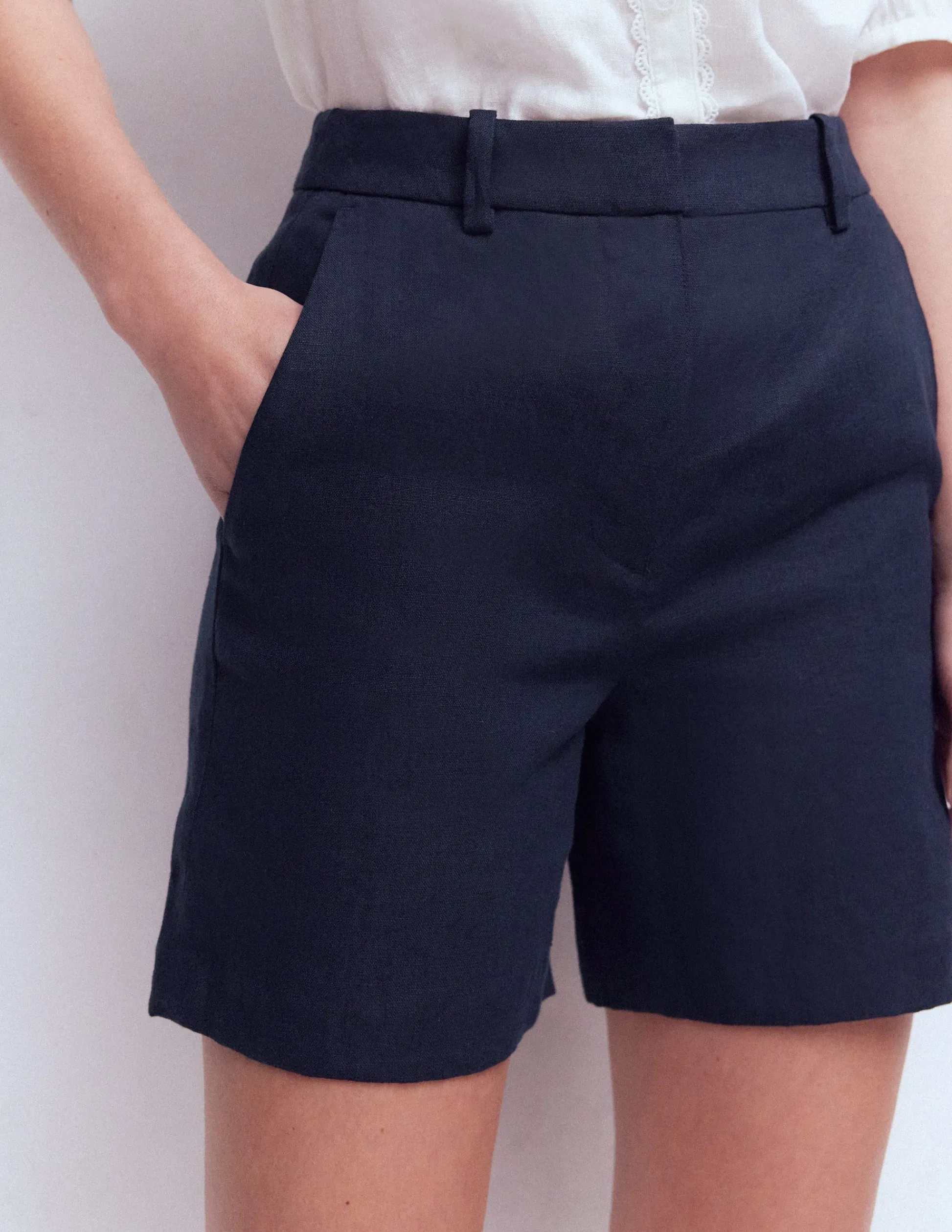 Boden Shorts-Short Belgravia en lin Bleu marine