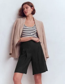 Boden Shorts-Short Highbury plissé en lin Noir