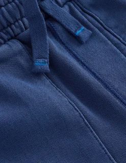 Boden Shorts-Short teint en pièce Bleu marine