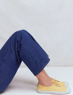 Boden Chaussures Plates|Baskets-Tennis sans lacets en toile Crème au beurre