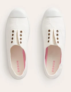 Boden Baskets|Chaussures Plates-Tennis sans lacets en toile Ivoire et Bleu Marine à Pois