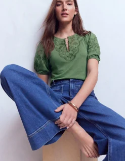 Boden Tops & T-Shirts-Top Ada à broderie anglaise Vert Saule