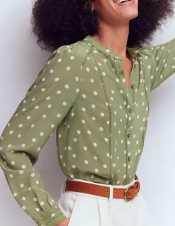 Boden Chemises & Blouses|Tops & T-Shirts-Top Rhéa en soie à détails Vert mélèze, pois peints