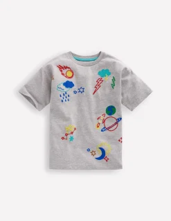 Boden Tops & T-Shirts-T-shirt décontracté brodé Espace gris chiné