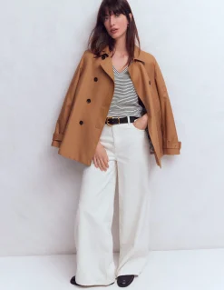 Boden Tops & T-Shirts-T-shirt flammé Sophie à col V Ivoire, rayé bleu marine