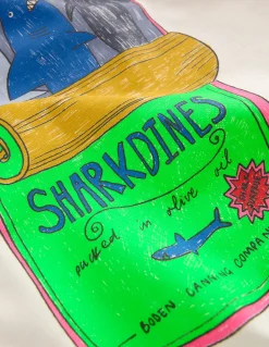 Boden Tops & T-Shirts-T-shirt graphique délavé Motif Sardine Can parchemin