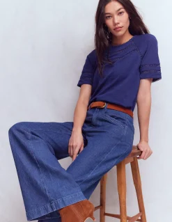 Boden Tops & T-Shirts-T-shirt Poppy à col rond et détails Bleu phare