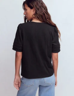 Boden Tops & T-Shirts-T-shirt Poppy col V à détails Noir